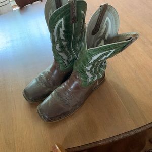 ARIAT MEN'S COWHAND VENTTEK WESTERN BOOTS